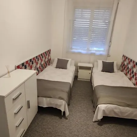 Feriehus Revi Apartman Balatonboglár