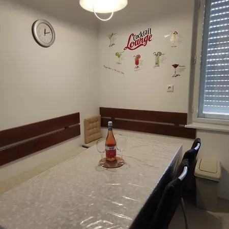 Feriehus Revi Apartman